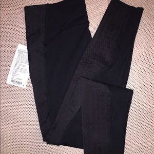 Strength and sweat tight 28 black